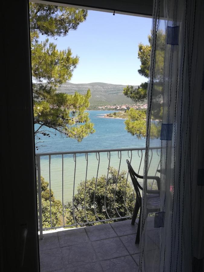 Apartman Volarevic Donji Karin Exterior foto