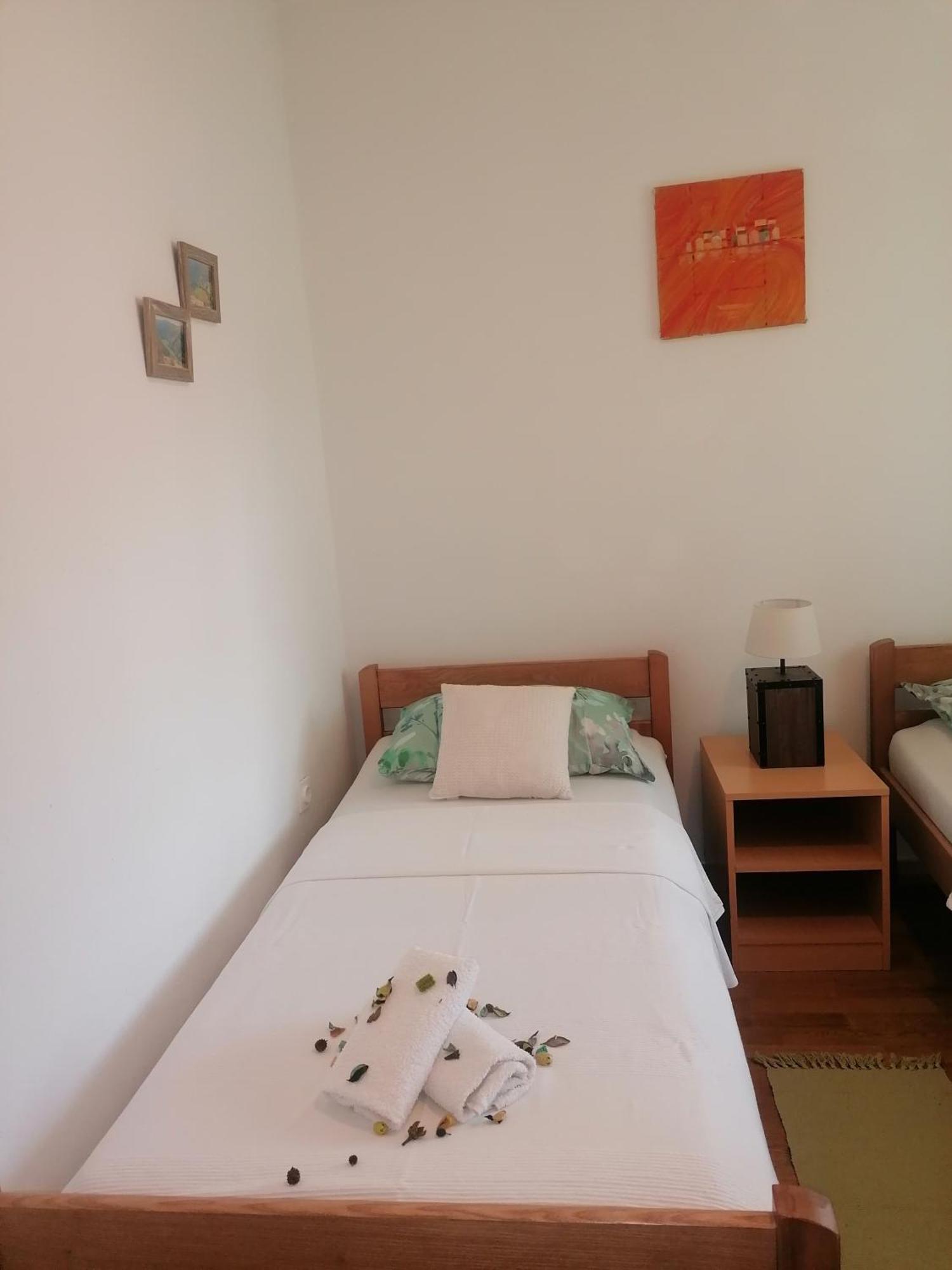 Apartman Volarevic Donji Karin Exterior foto