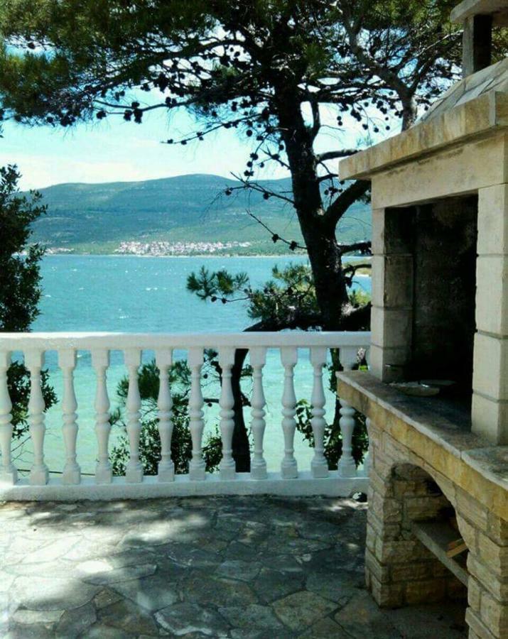 Apartman Volarevic Donji Karin Exterior foto